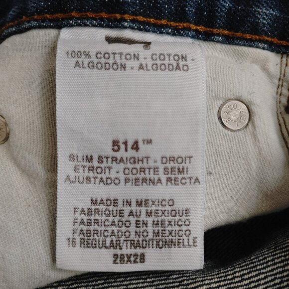 Levi's 514 Distressed Jean Shorts - Picture 6 of 6